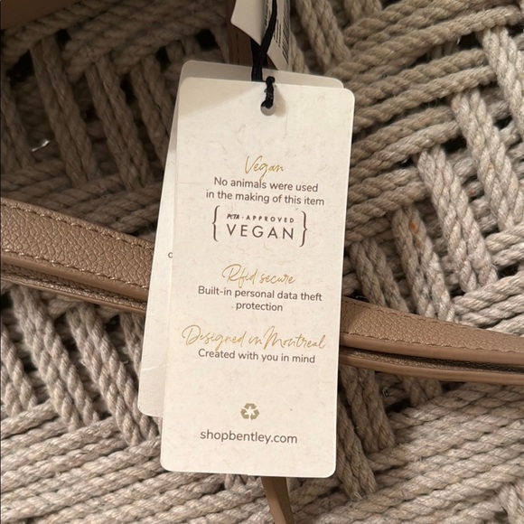 NEW Riona Mia Mini Light Brown Tan Vegan Pebbled Leather Backpack Purse - Picture 4 of 10